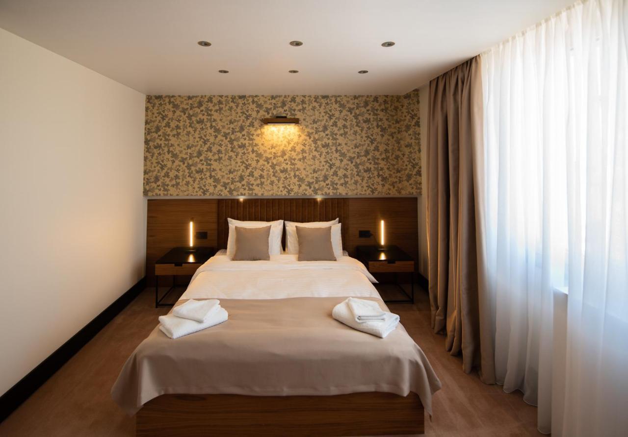 Hotel Sun Лозница Екстер'єр фото