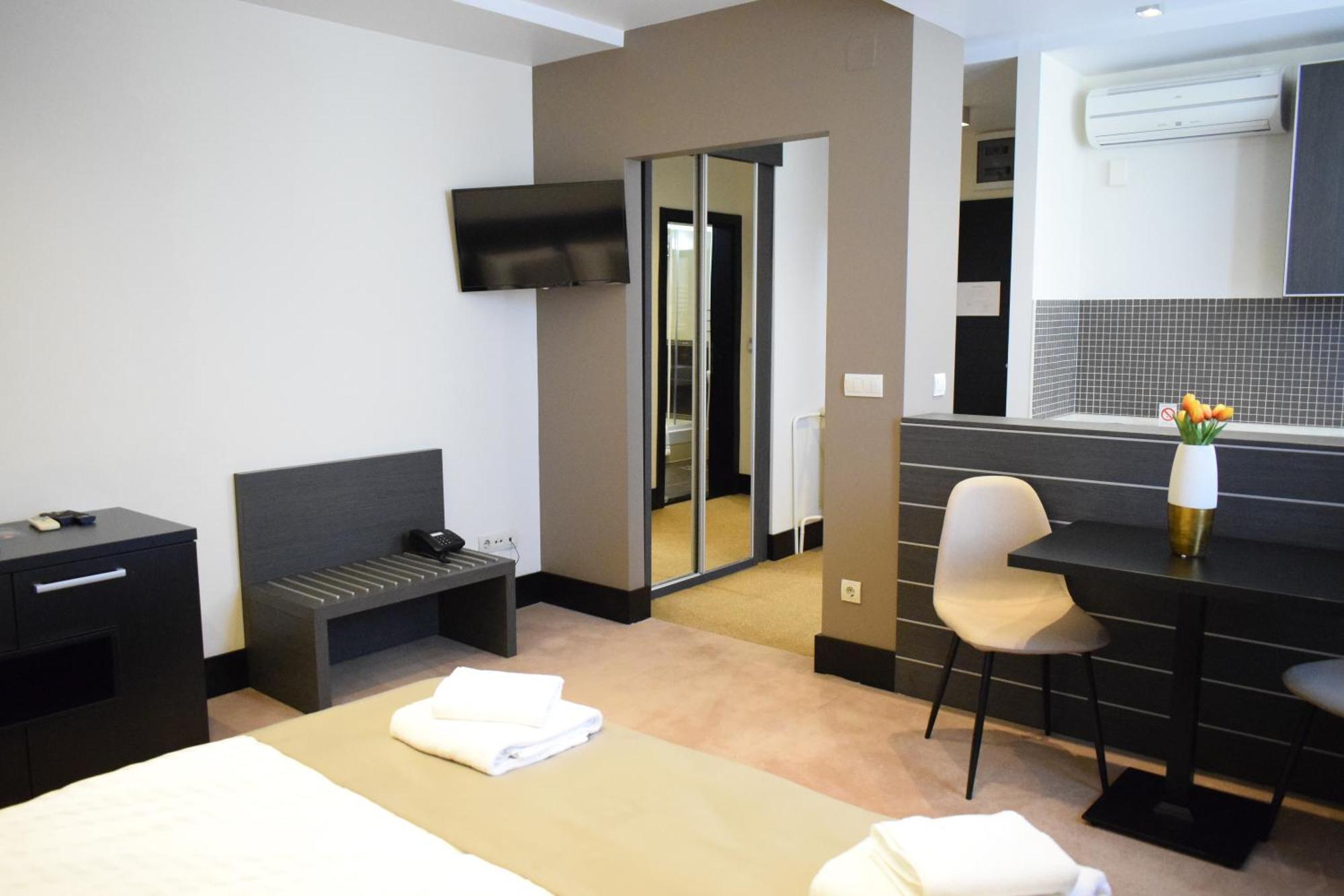 Hotel Sun Лозница Екстер'єр фото