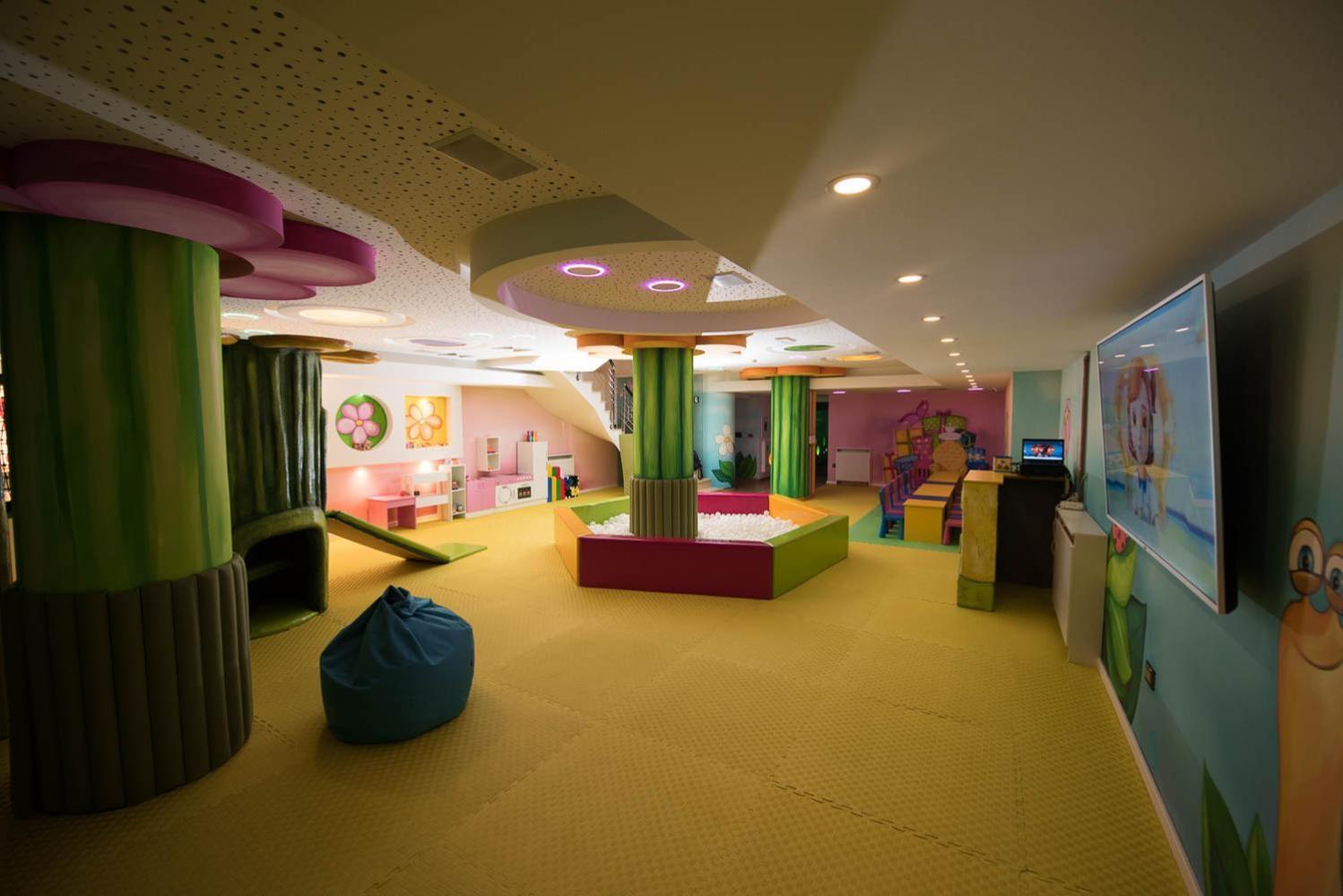 Hotel Sun Лозница Екстер'єр фото