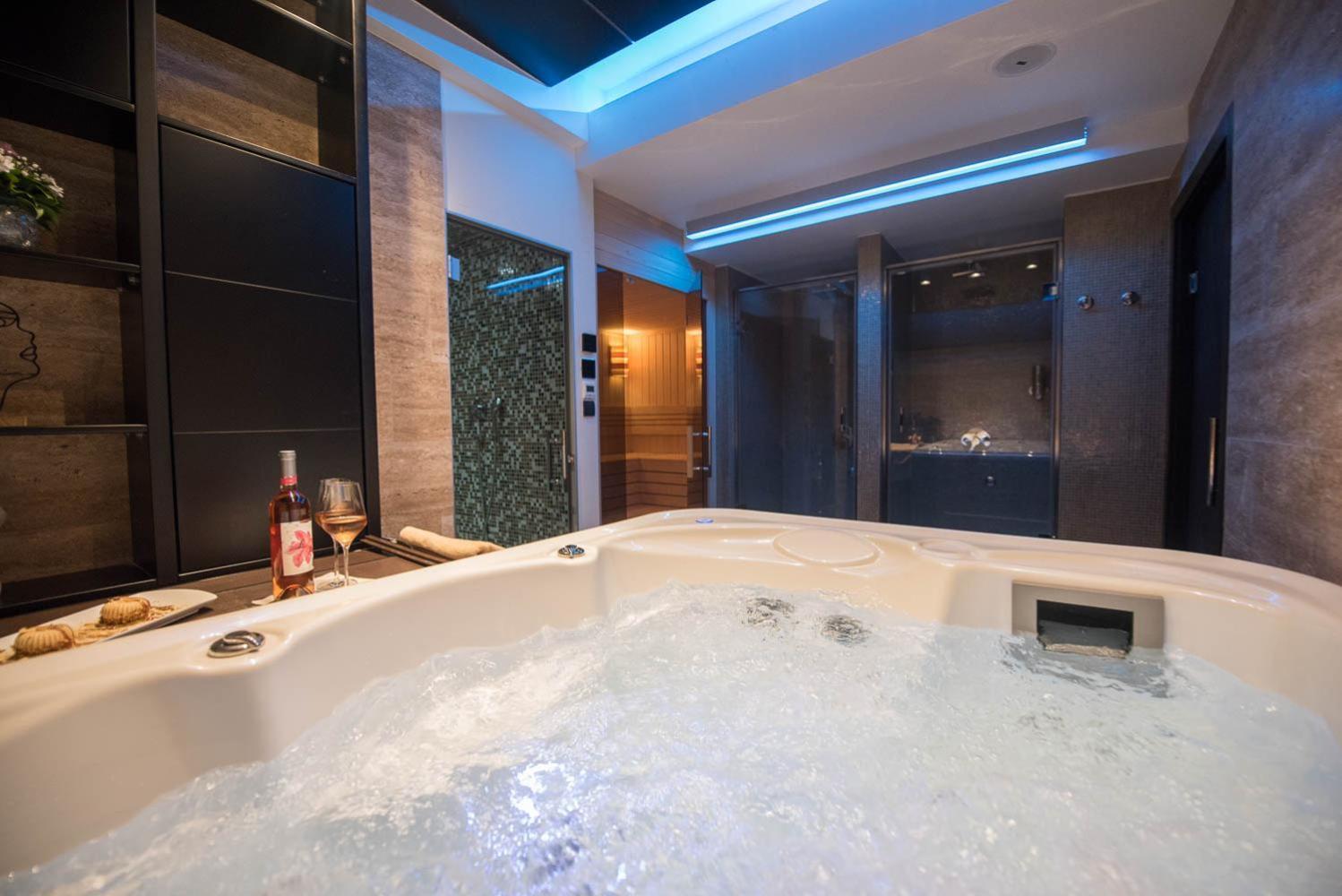 Hotel Sun Лозница Екстер'єр фото